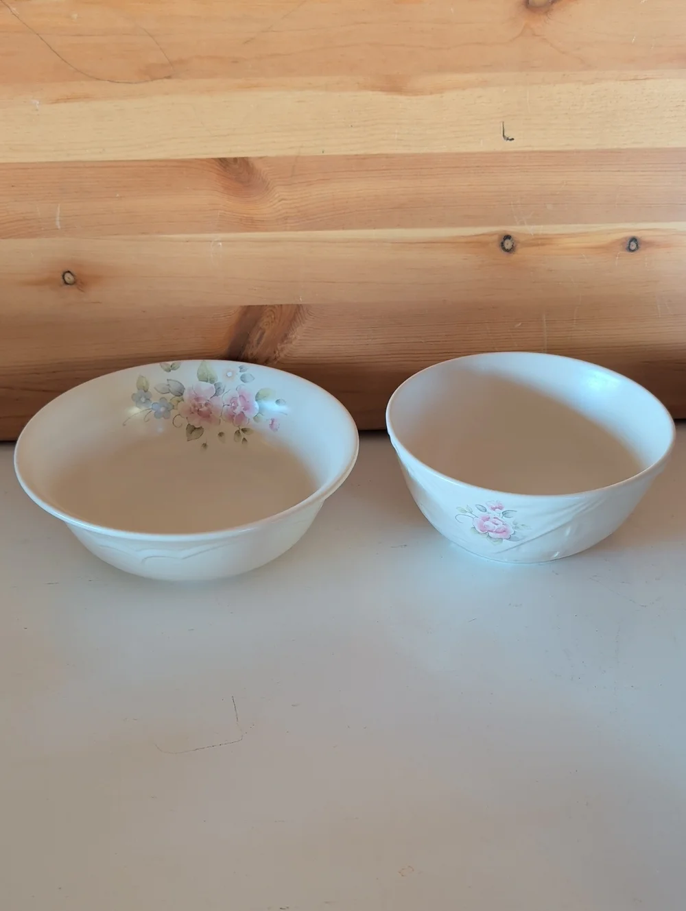 2 Pflaltzgraff Tea Rose Serving Bowls.🌟🌟🌟